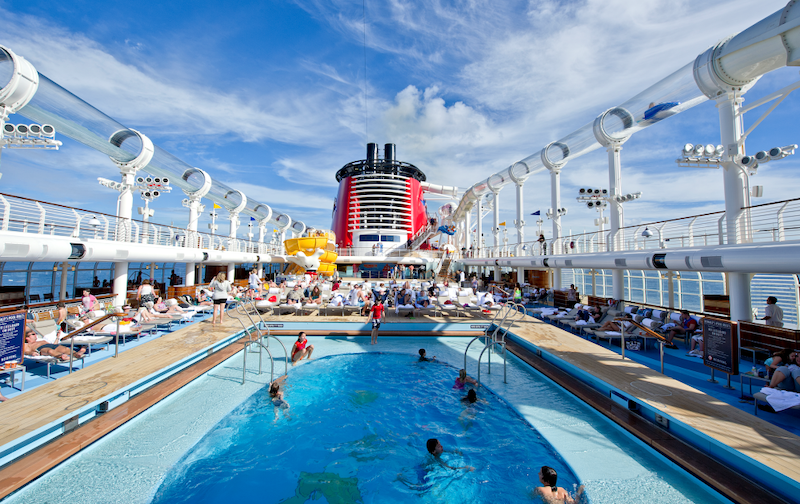 Piscina no cruzeiro Disney Wonder