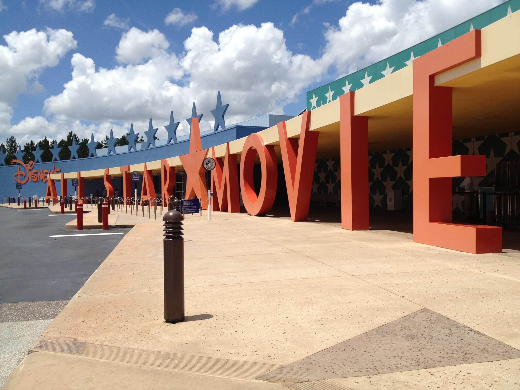 Entrada do hotel Disney All Star Movies em Orlando