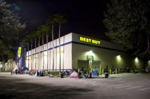 Tudo sobre a Black Friday em Orlando: fila Best Buy