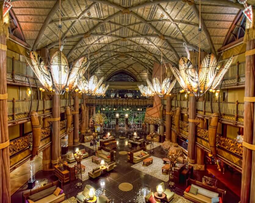 Interior do hotel Disney Animal Kingdom Lodge em Orlando