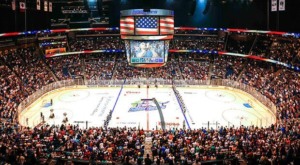 Jogo de hóquei em Orlando: Amway Center