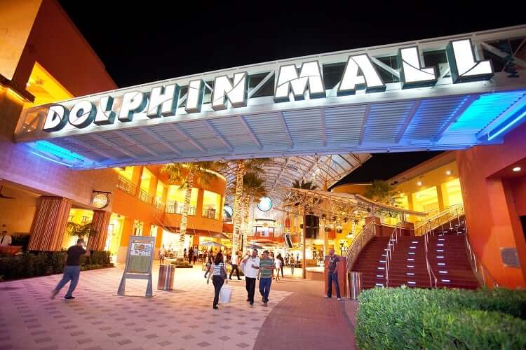 Shopping Dolphin Mall em Miami