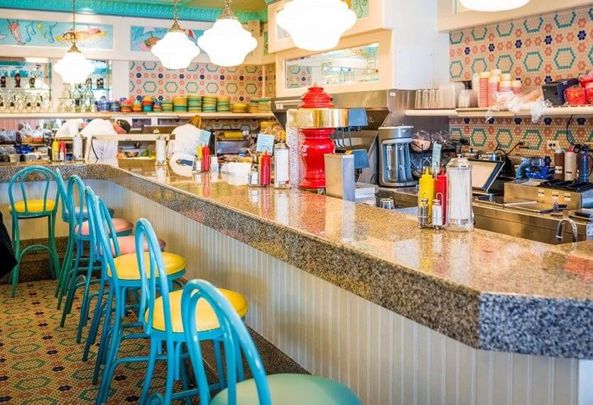 Beaches & Cream Soda Shop no Disney's Yacht Club Resort