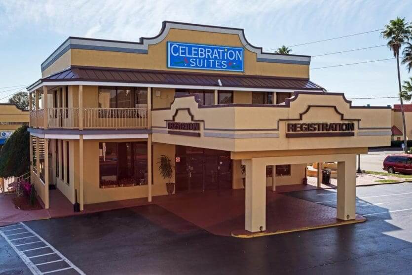 Hotel Celebration Suites