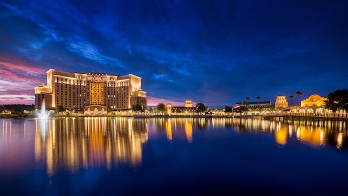 Disney's Coronado Springs Resort à noite