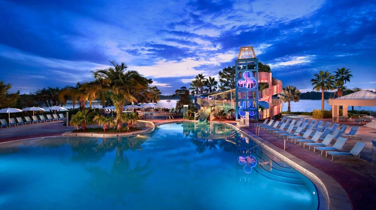 Piscina no Bay Lake Tower at Disney's Contemporary Resort