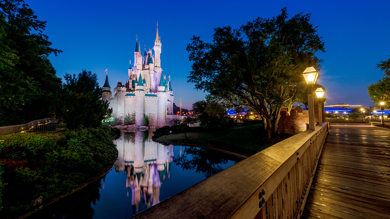 Parque Magic Kingdom à noite