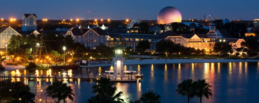 Disney's Beach Club Villas à noite