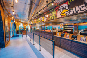 Restaurante Chicken Guy na Disney Springs em Orlando: interior do restaurante