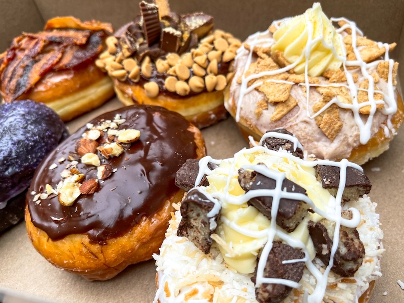 Donuts na Everglazed Donuts & Cold Brew na Disney Springs Orlando