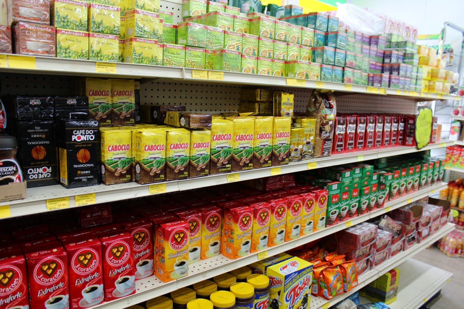 Produtos no supermercado Seabra Foods em Orlando