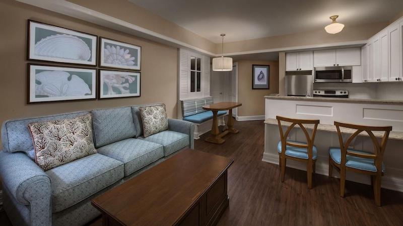 Sala e cozinha de Villas no Disney’s Beach Club Villas