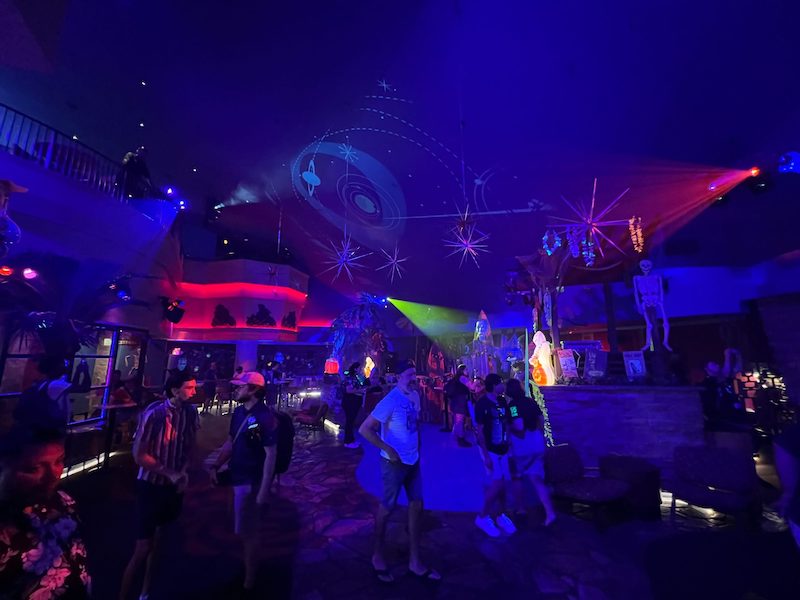 Interior do Dead Coconut Club na Universal CityWalk em Orlando