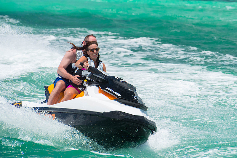 Pilotando o jet ski em Key West