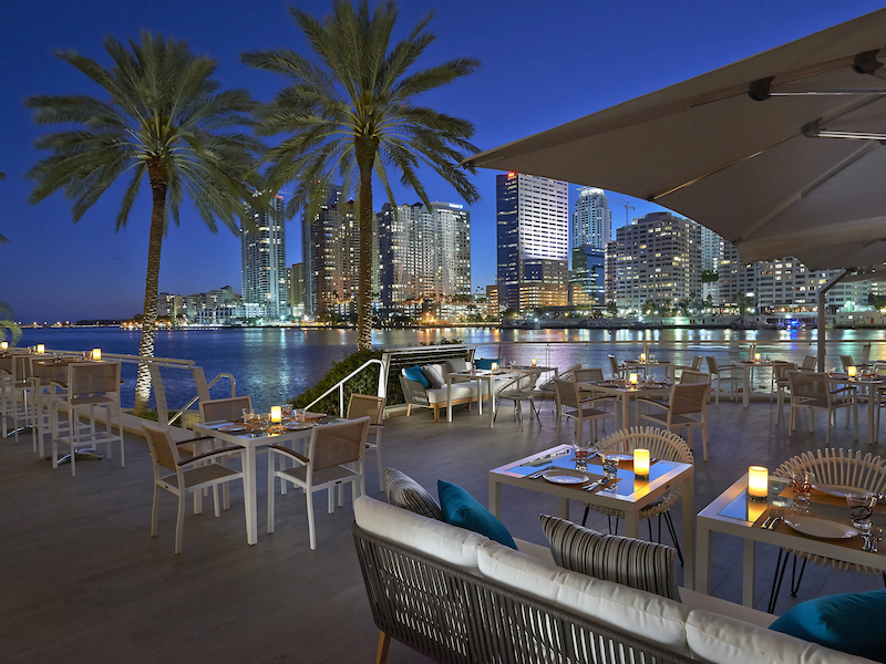 Terraço no restaurante La Mar by Gastón Acurio em Miami