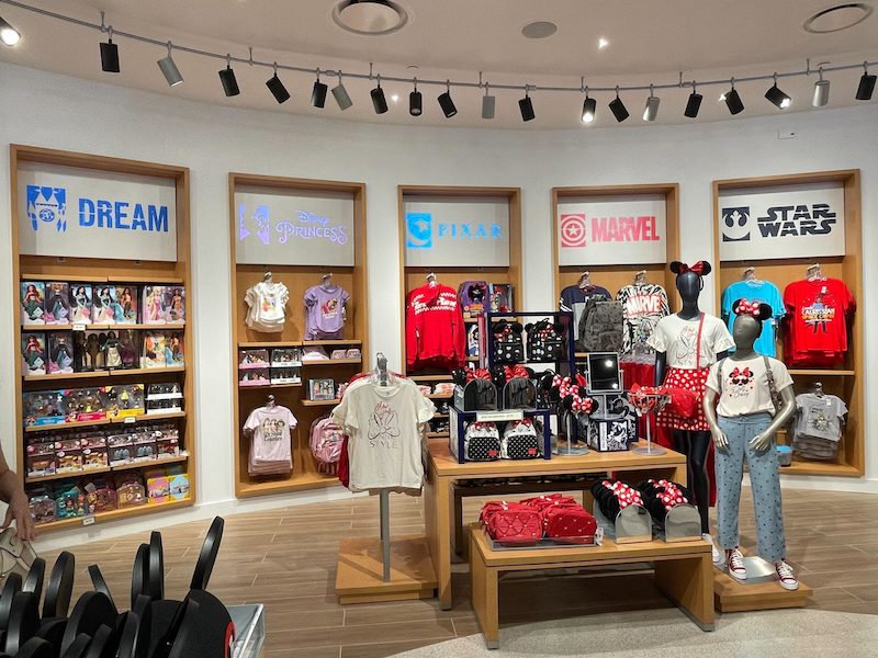 Produtos na Walt Disney World Store em Orlando