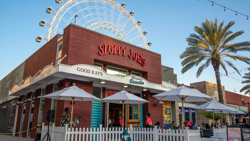 Entrada do restaurante e bar Sloppy Joe’s em Orlando