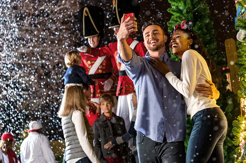 Visitantes no Natal da Disney Springs em Orlando